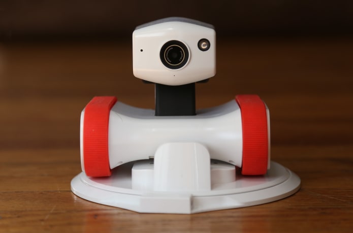 Riley, a Smarter Robot | Indiegogo