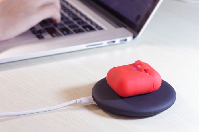 AirPlus Wireless Charging Case for AirPods Indiegogo