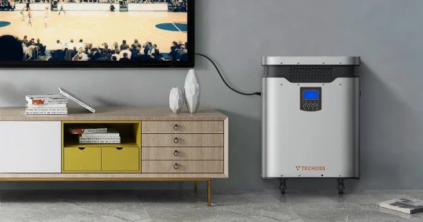 Techoss S4200 - The Essential Home Solar Generator