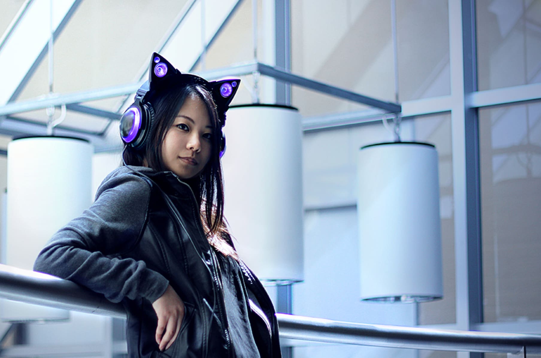 WIRELESS LED LIGHT Cat Ear Earphones Embrace Fashion and Music at