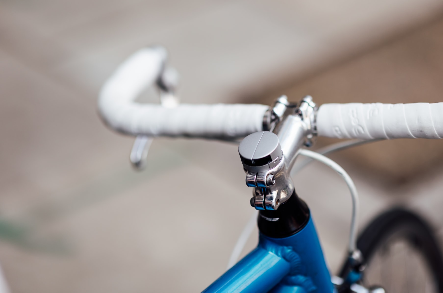 Kickstarter bike deals phone mount