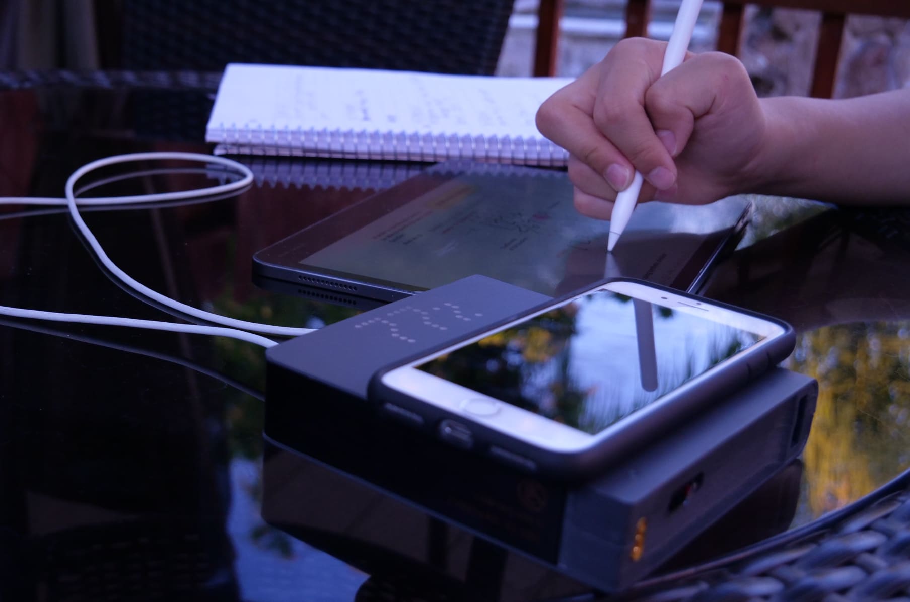 Mini Power Bank :lightning & USB-C Plug in and Powered on by Hornel —  Kickstarter