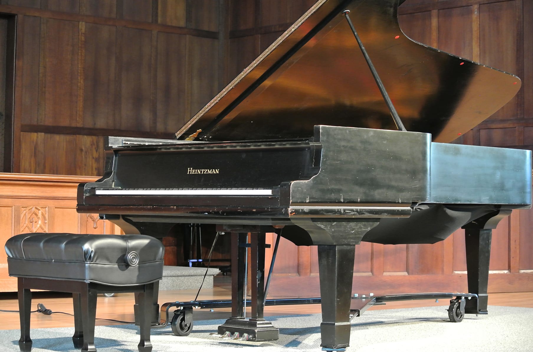 Heintzman grand piano top