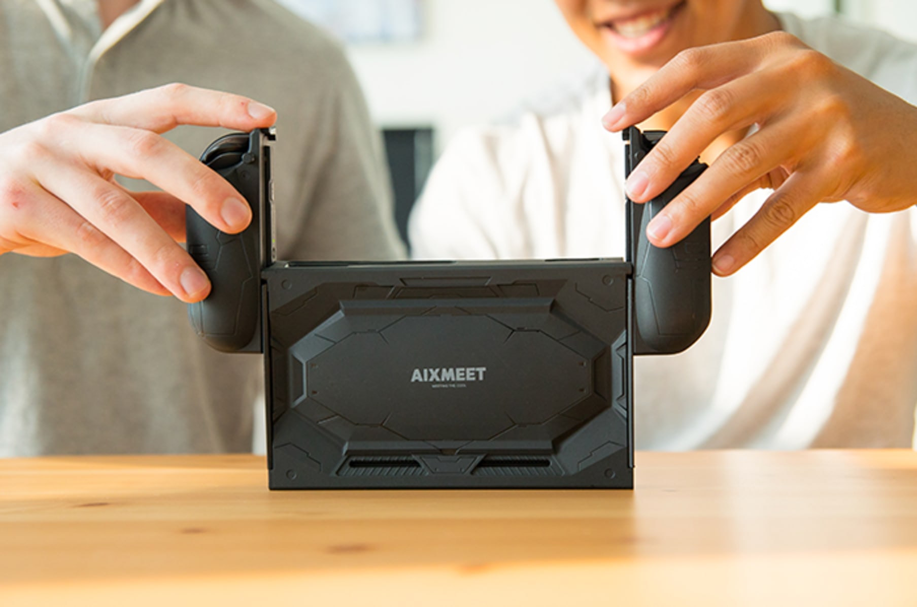 Aixmeet switch case clearance