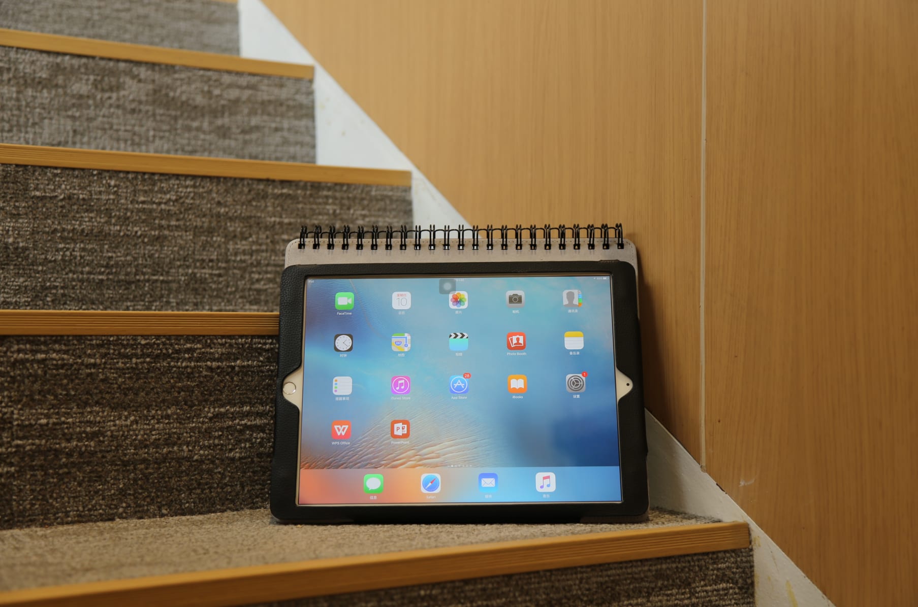 The iPad Pro Receives a Wire-bound Sketchbook From Longo Case