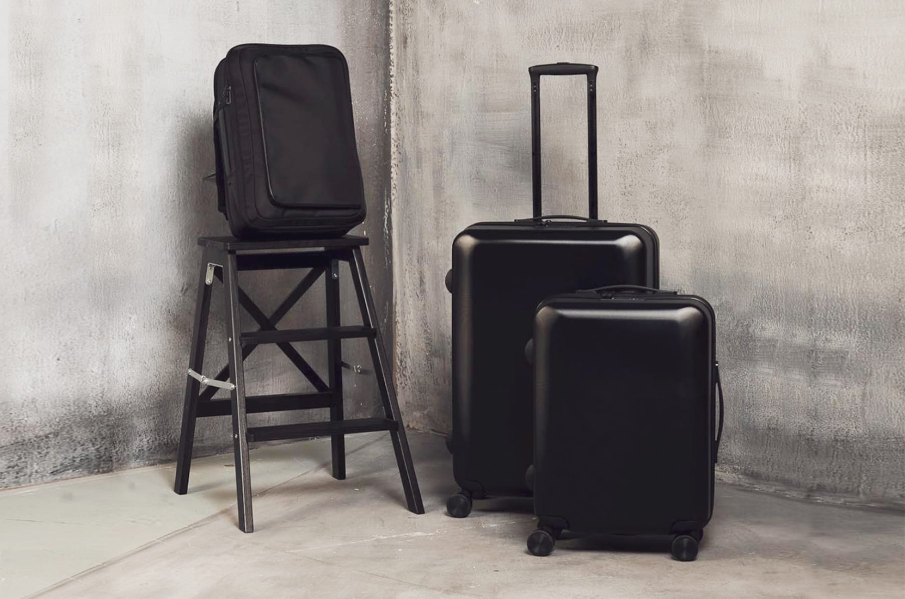 Novi luggage indiegogo outlet