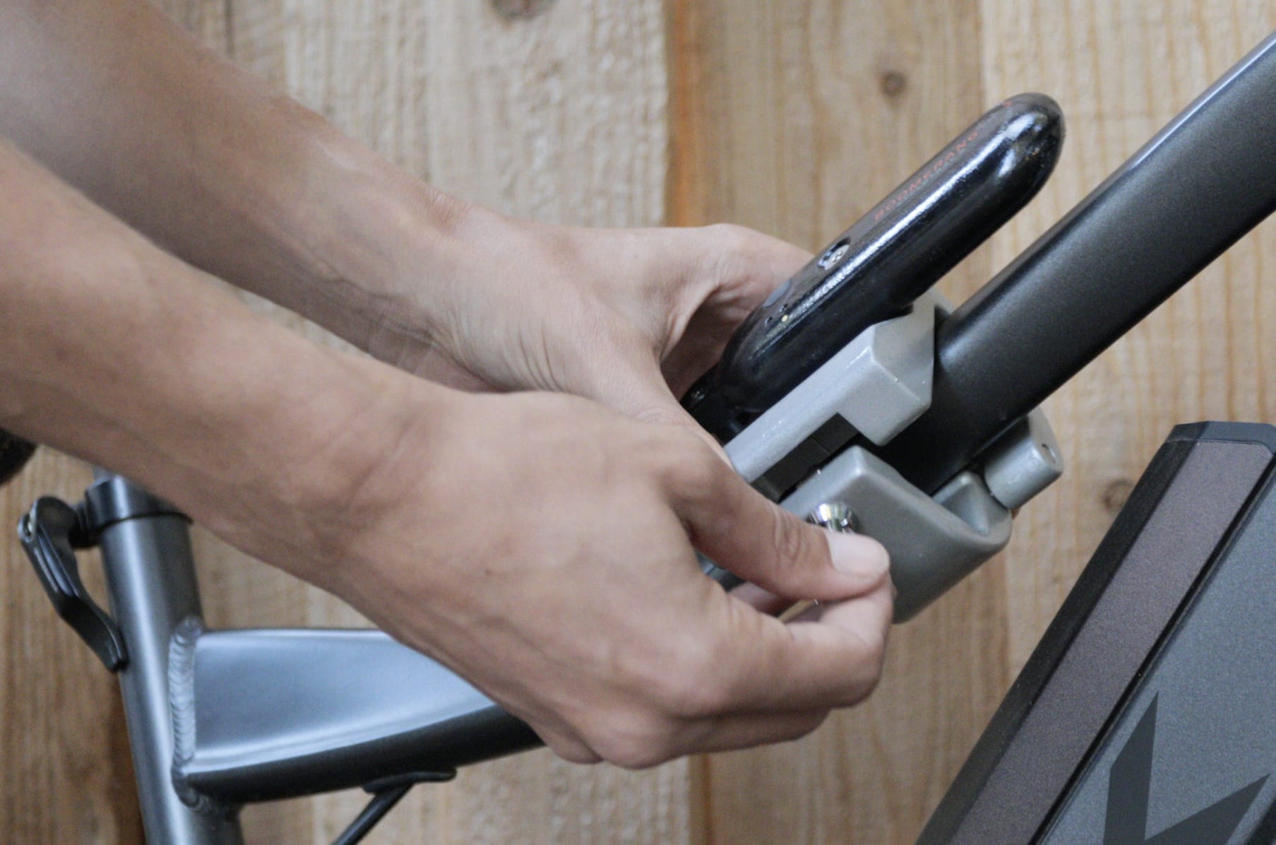 Boomerang V2 Bike Anti Theft Safety System Indiegogo The boomerang cyclotrac app controls the cyclotrac hardware device sold both at bike retailers and on line. boomerang v2 bike anti theft safety