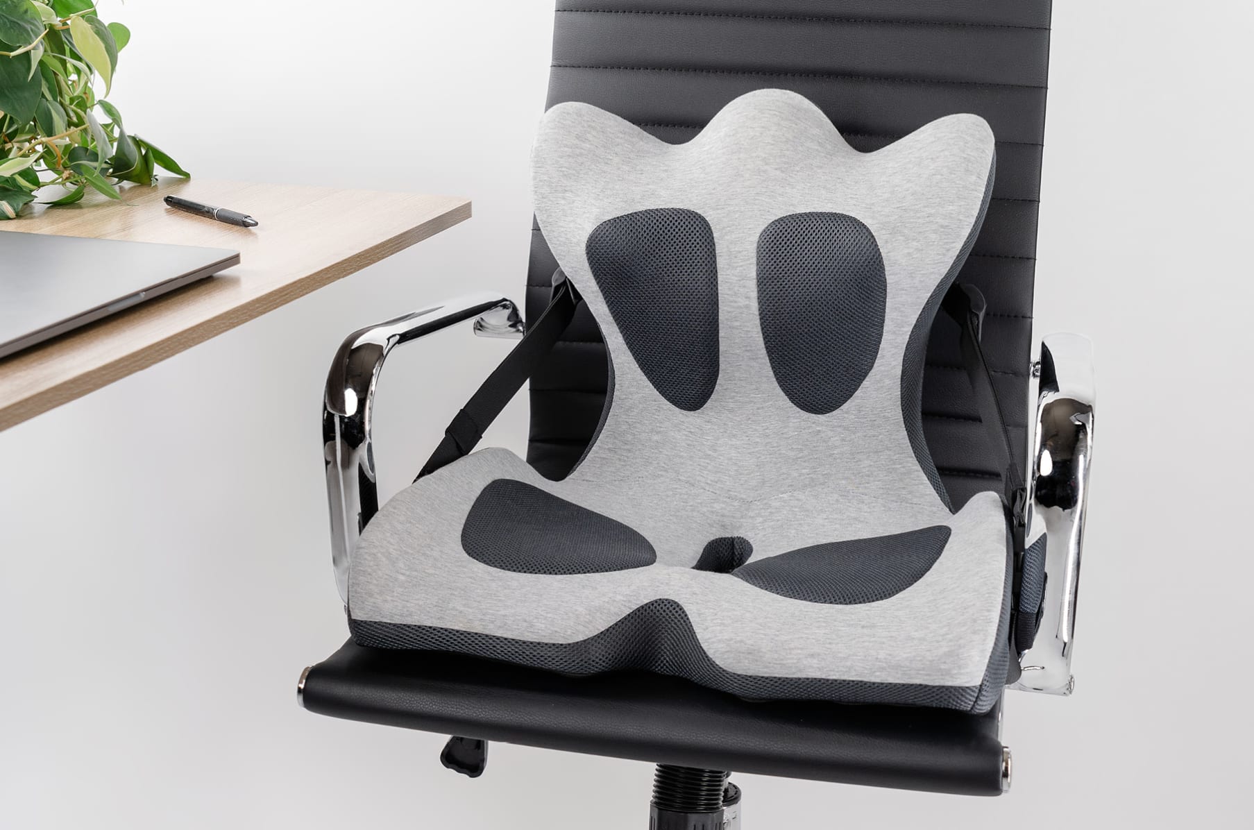 Lifted Lumbar: Doctor-Developed Seat Cushion