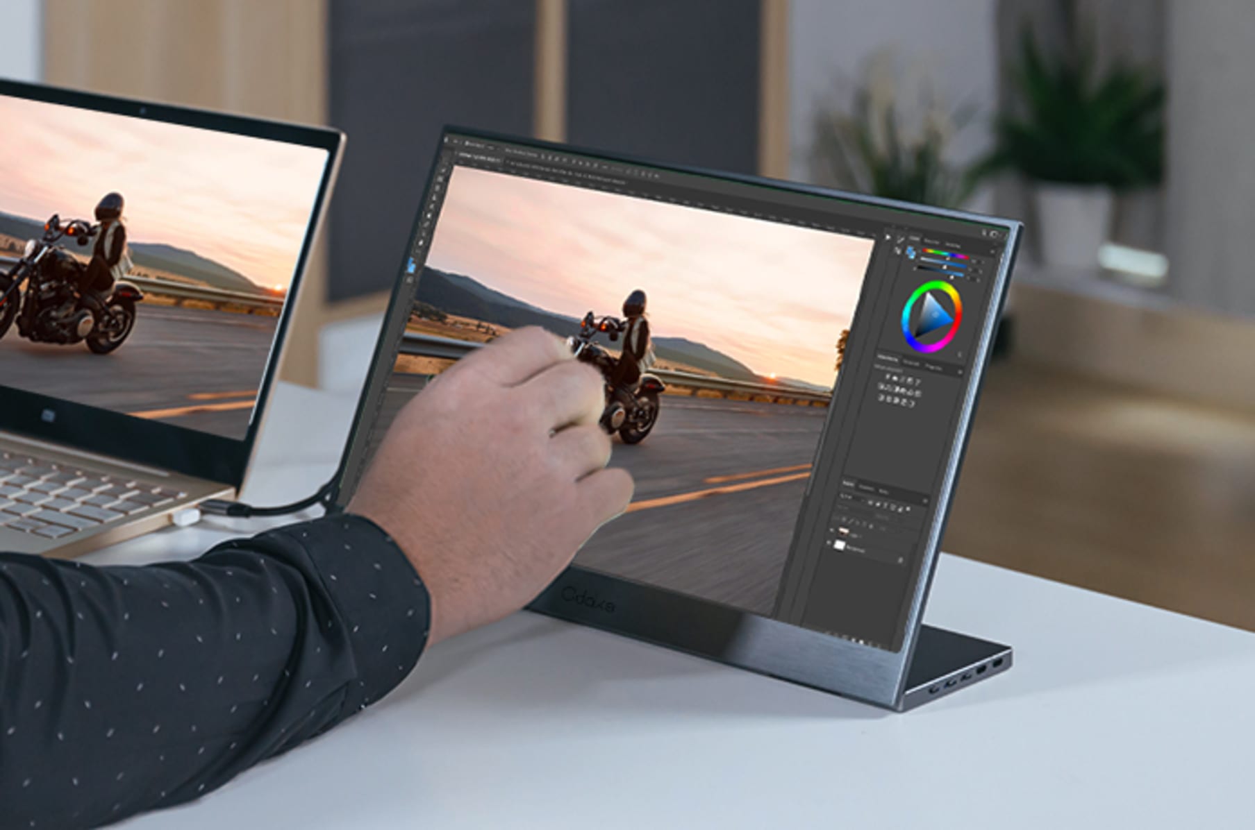 Bladex The Slimmest On The Go Monitor Indiegogo