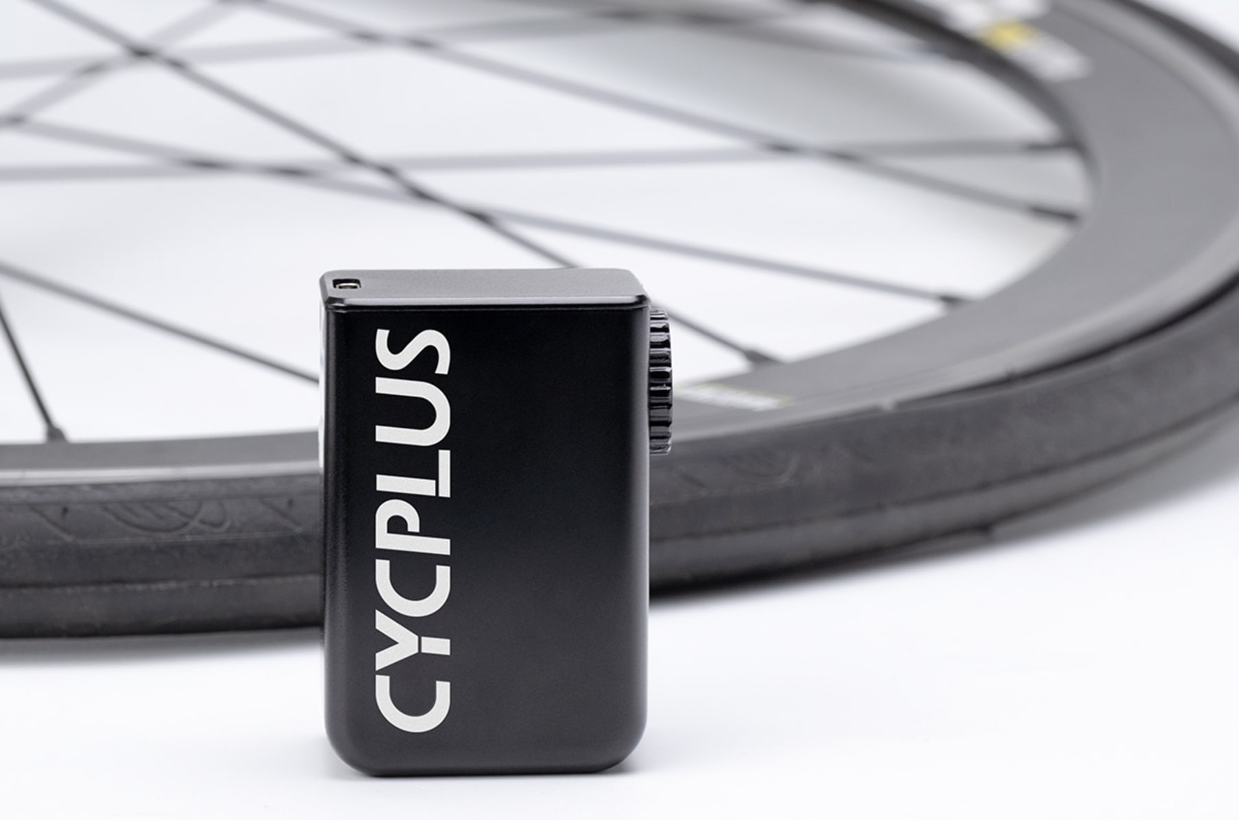 What is CYCPLUS electric air pump? And why you need one for your bike?