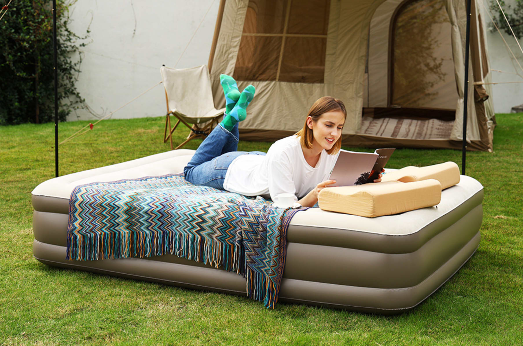 Aerease Bed The Ultimate Inflatable Bedding Set Indiegogo