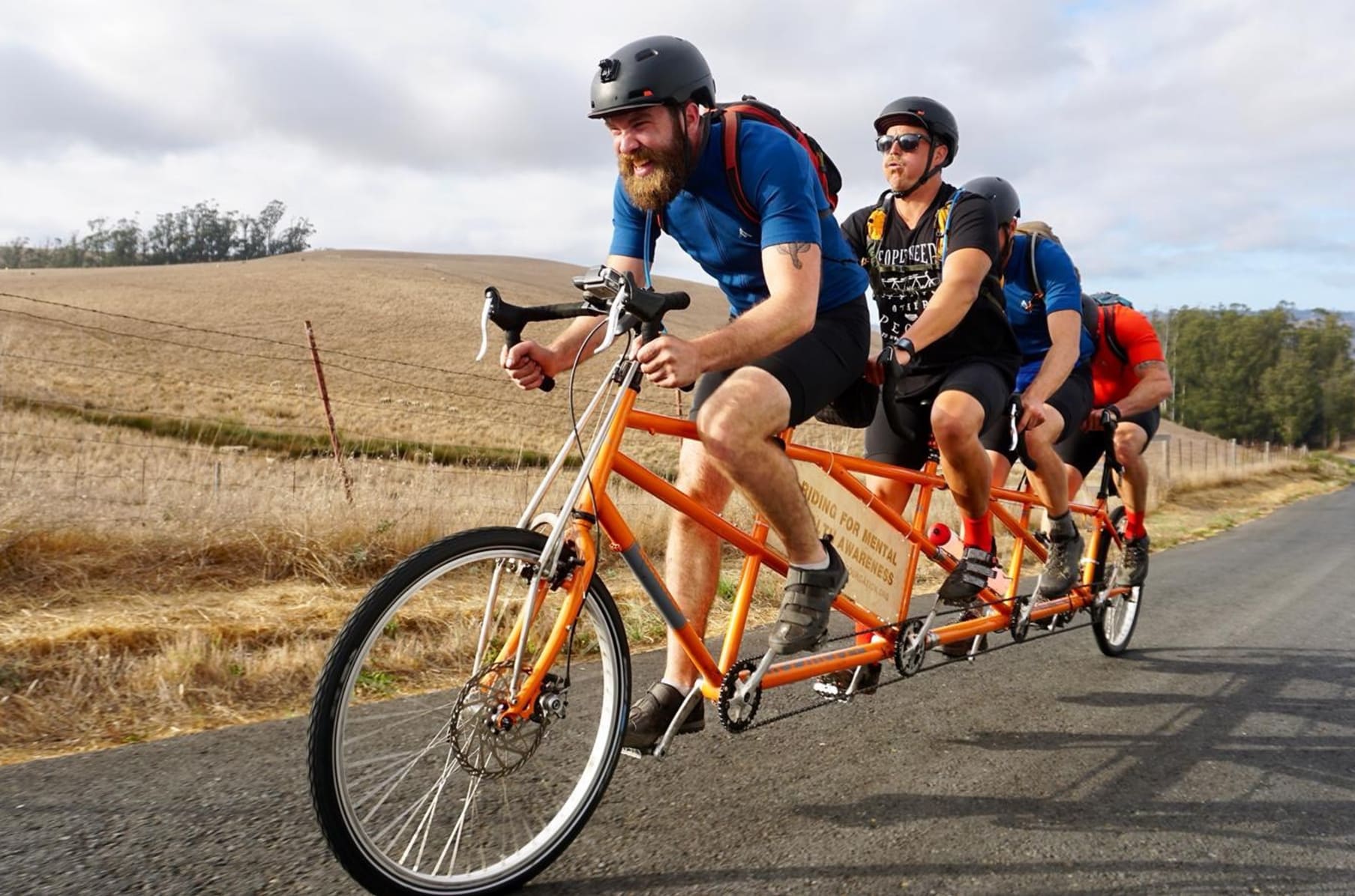 4 person deals tandem bike