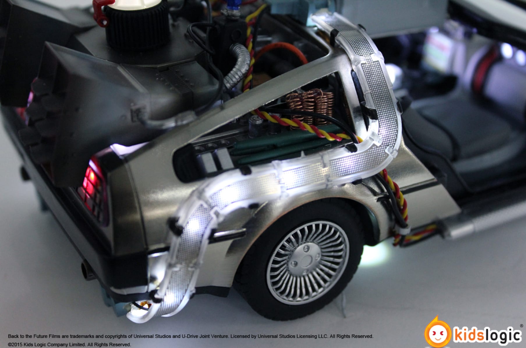 1 20 Delorean Time Machine Magnetic Levitating Ver Indiegogo