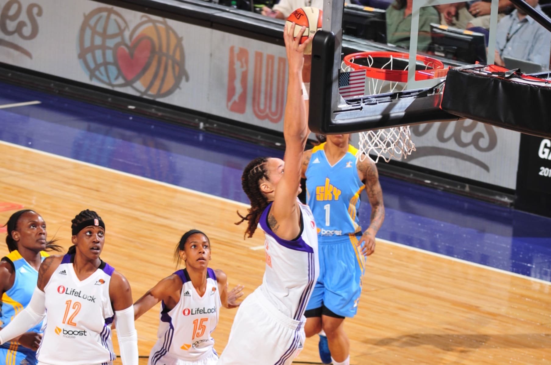 Mercury's Brittney Griner monster dunk in WNBA All-Star game
