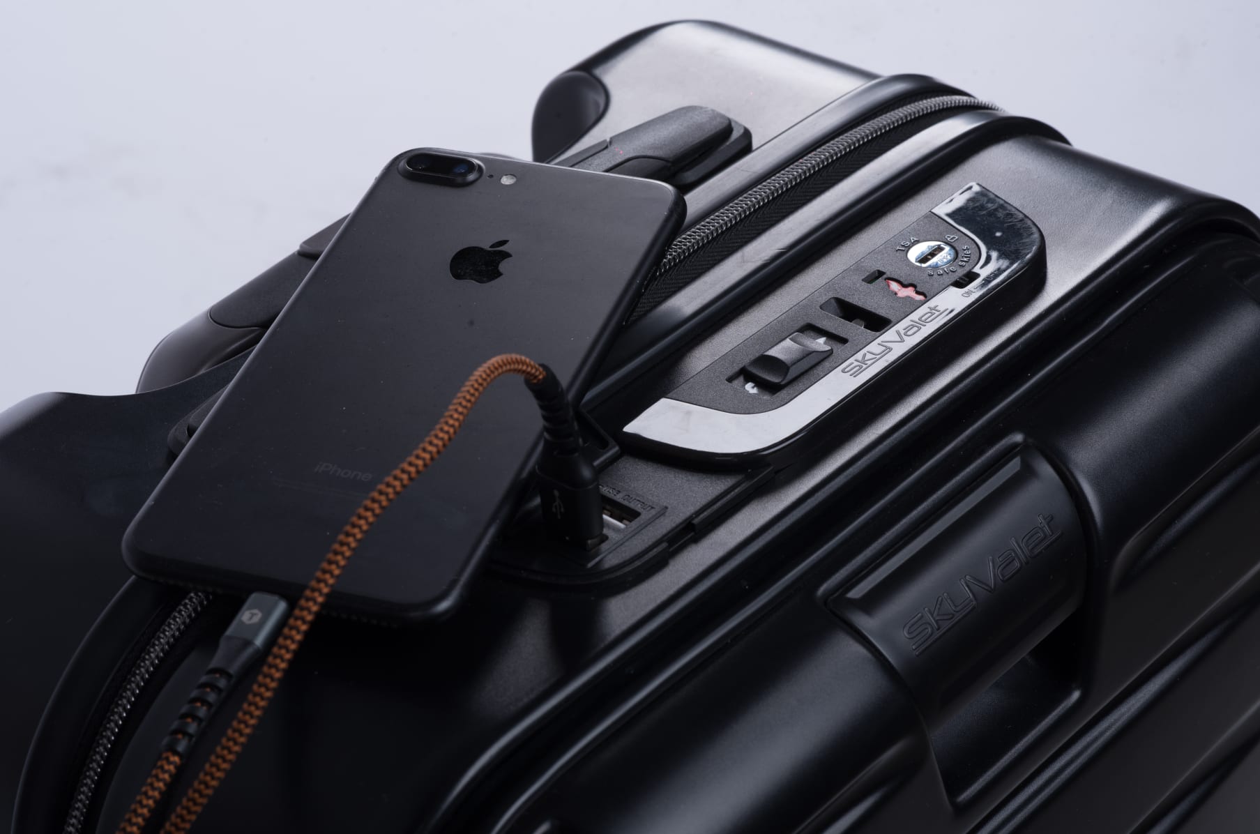 SkyValet Luggage Smart Luggage with Shark Wheels Indiegogo