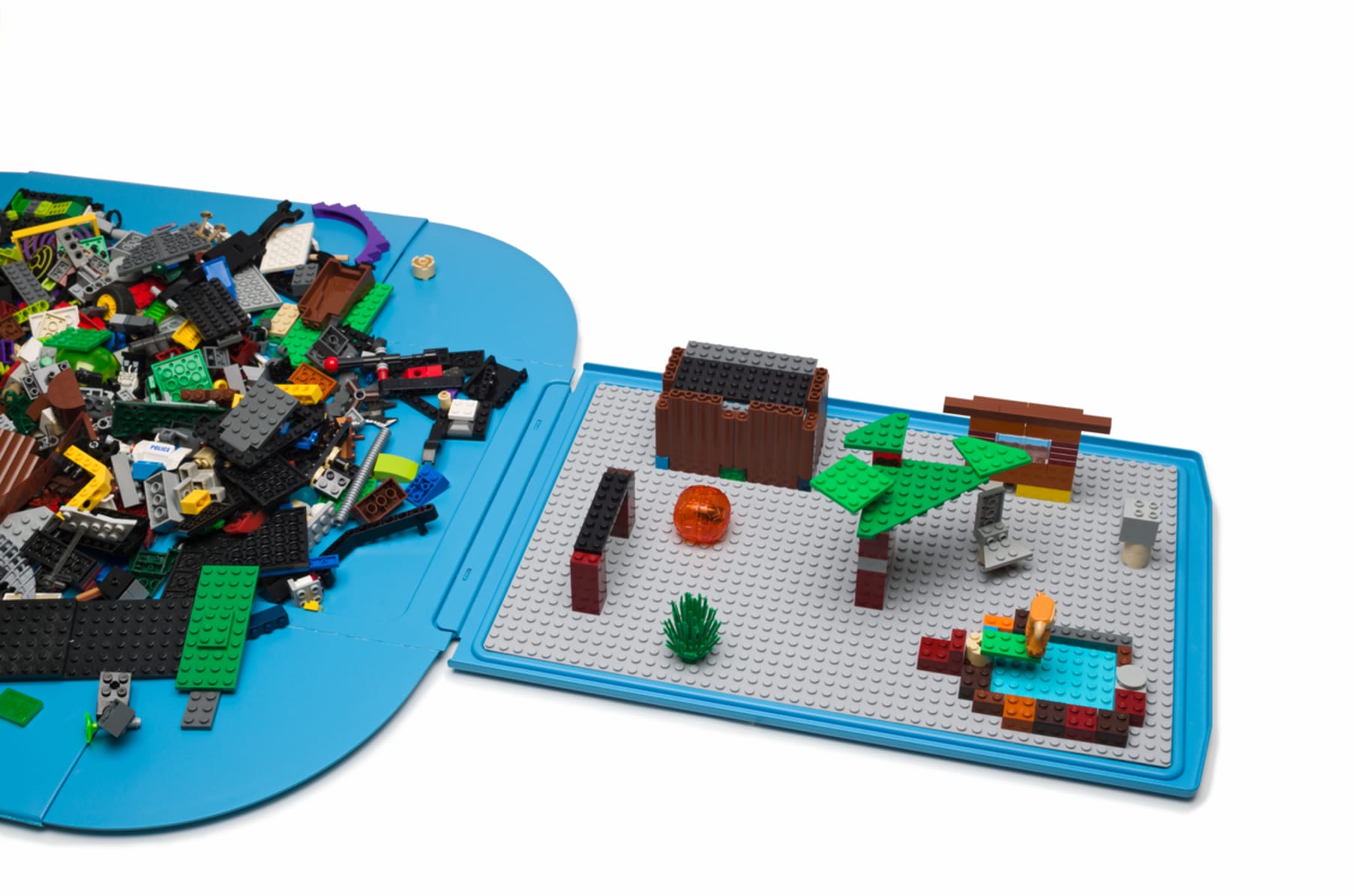 minimal Distill fra nu af Banderbox: LEGO Compatible Storage with Build Zone | Indiegogo