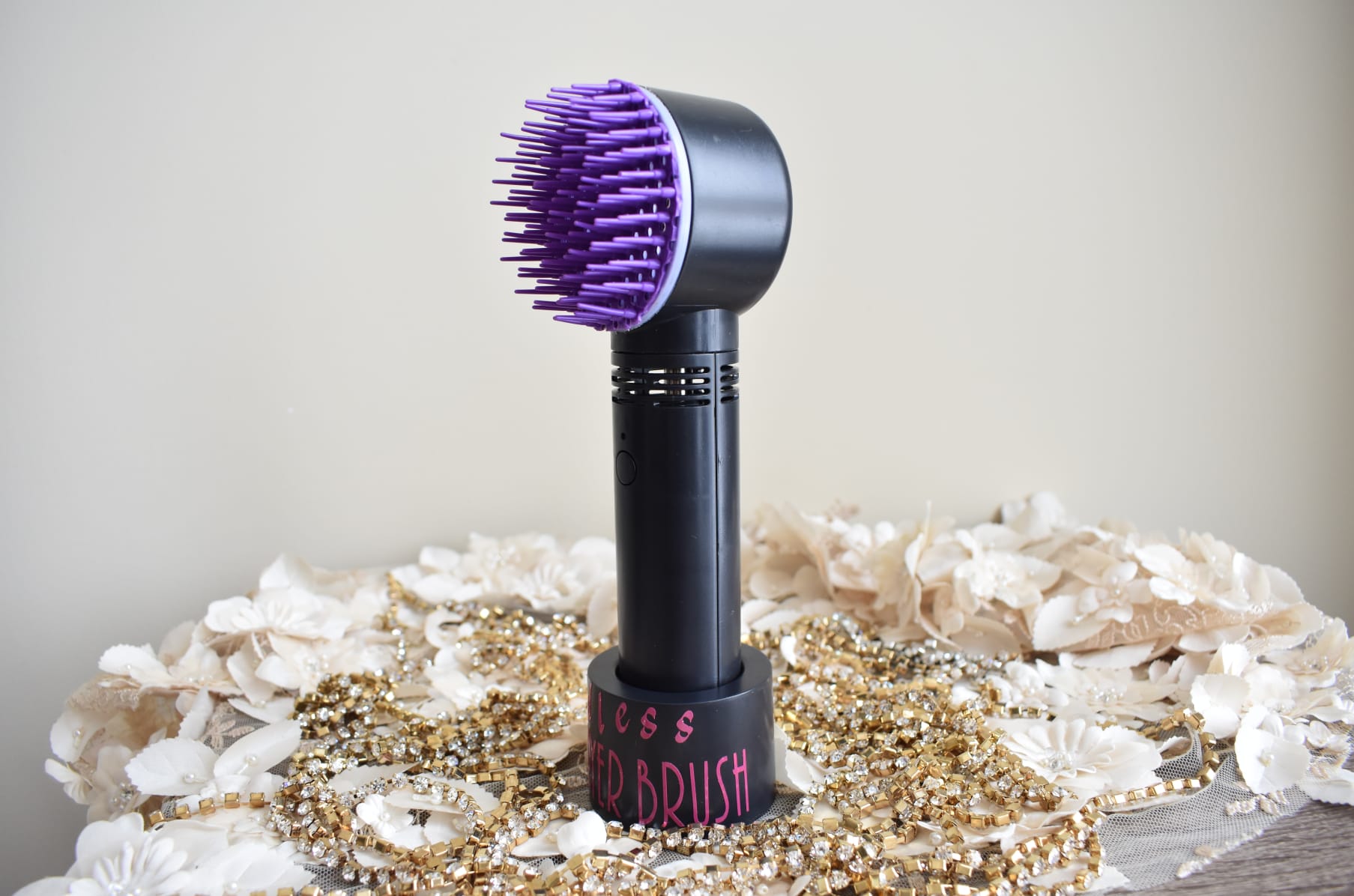 Hair dryer top cordless