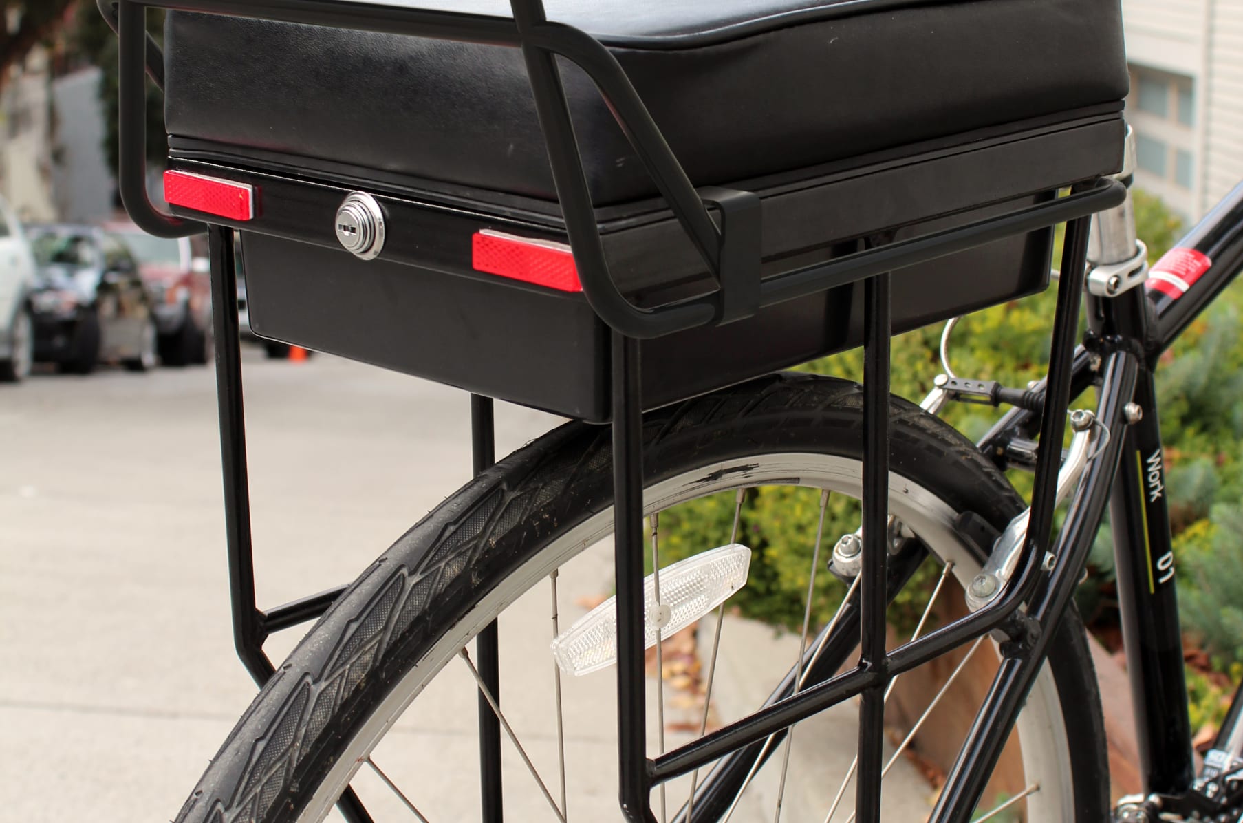 Companion online bike seat