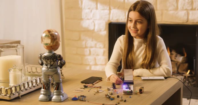 Little sophia hanson shops robotics